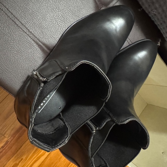 Men’s Black Chelsea Boots with Zipper (10.5M) | Nordstrom Rack - Picture 3 of 9